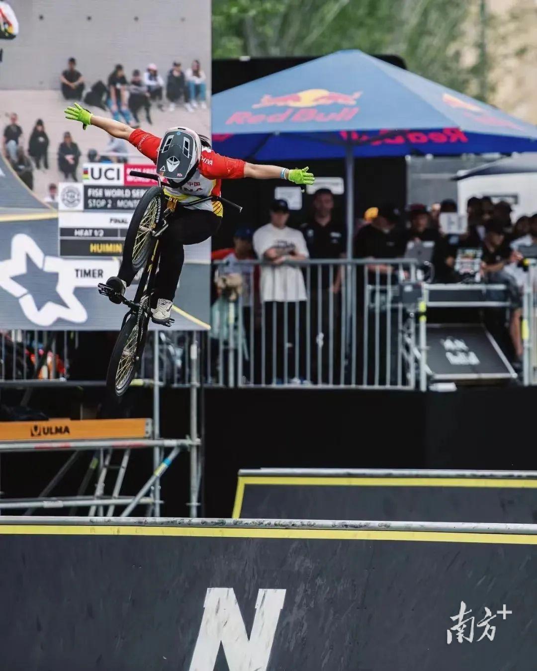 黄江冠军,周慧敏世界冠军