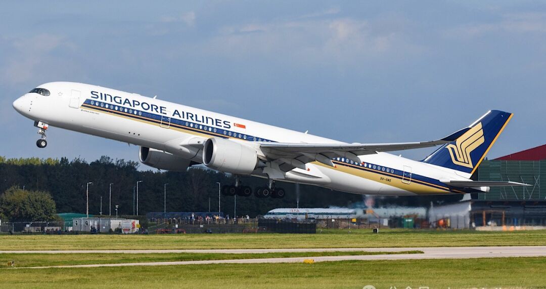 涓柊鑸彮,涓柊鏈虹エ