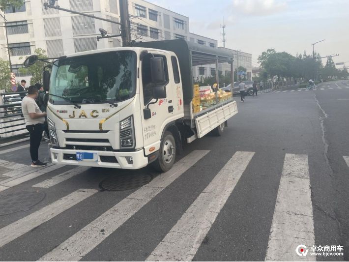 江淮骏铃金饭碗厢货,江淮骏铃金饭碗厢货新车价格