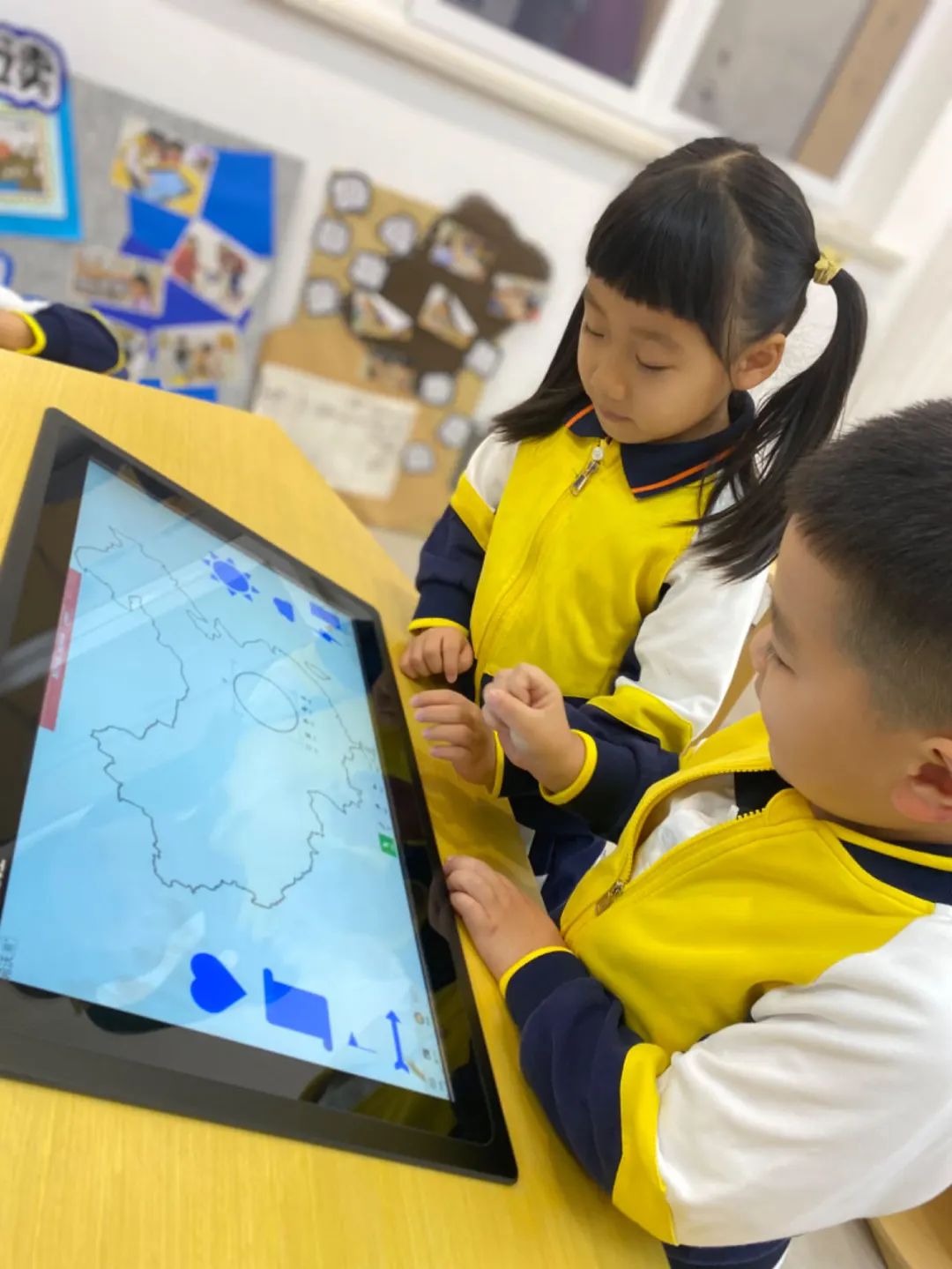 幼有善育丨为儿童创设“*界无**”空间，这所幼儿园让童年充满“阳光”