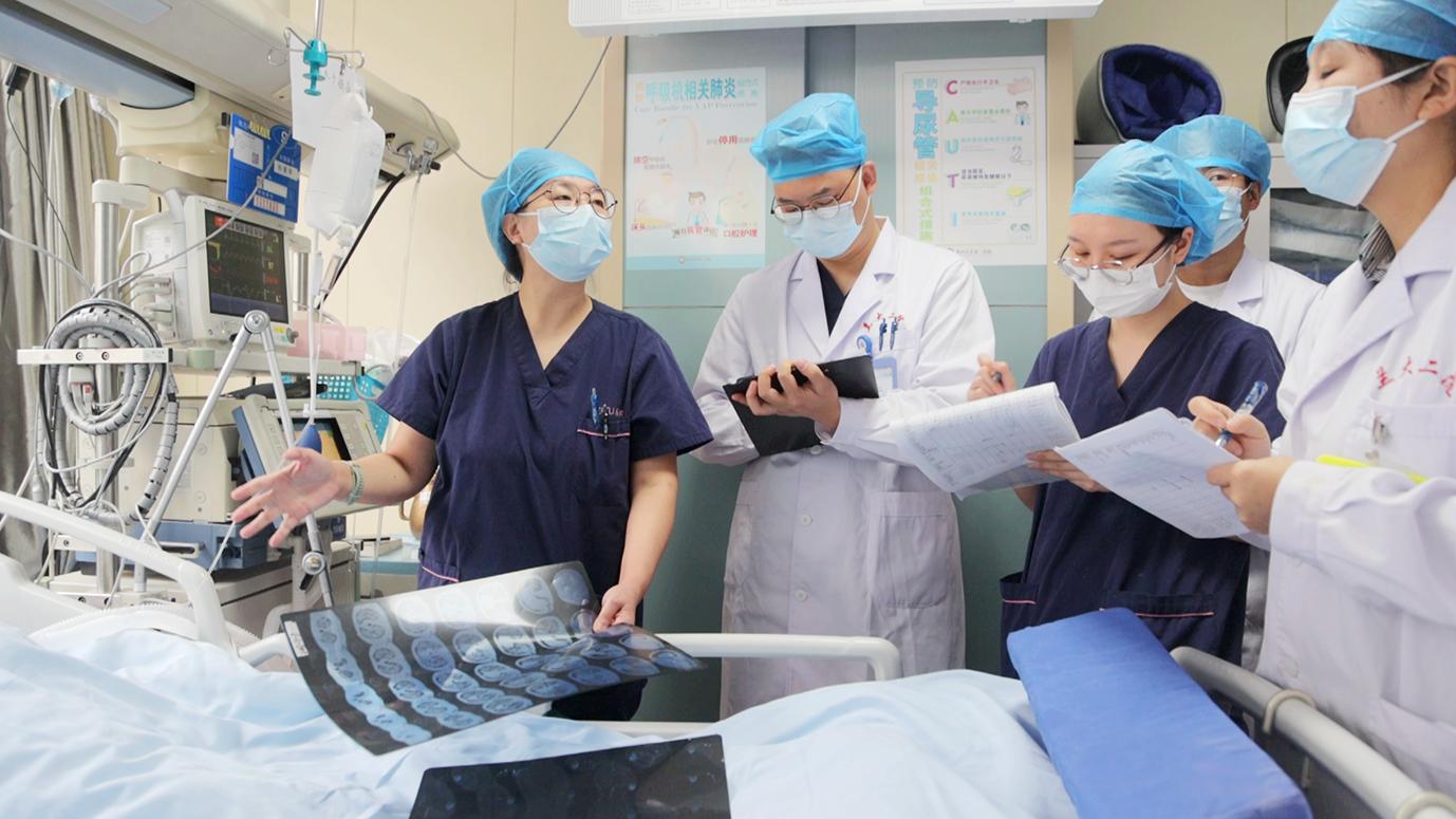 承载生命之重，栉风沐雨，一路前行——兰大二院重症医学科发展纪实